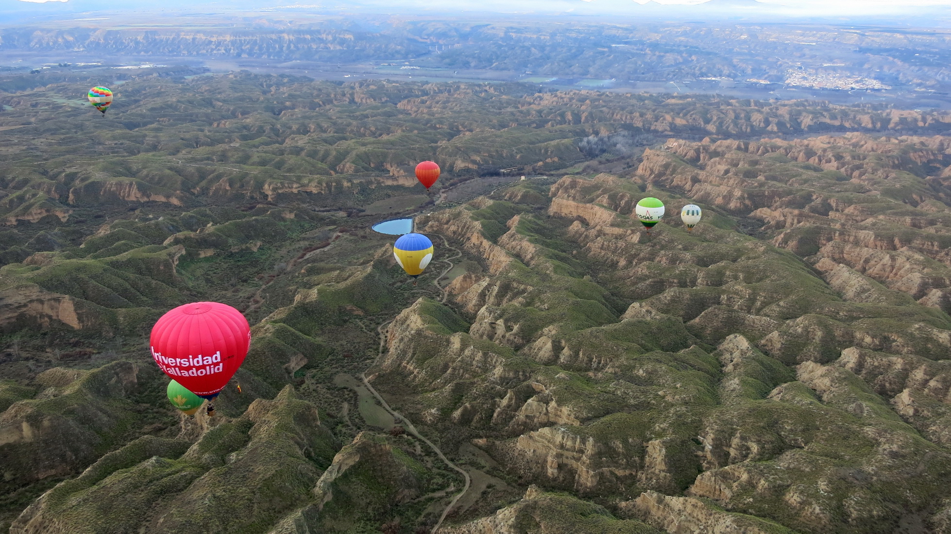 Doce globos volarán en el Geoparque de Granada este fin de semana en el XXIII Festival de Aerostación 